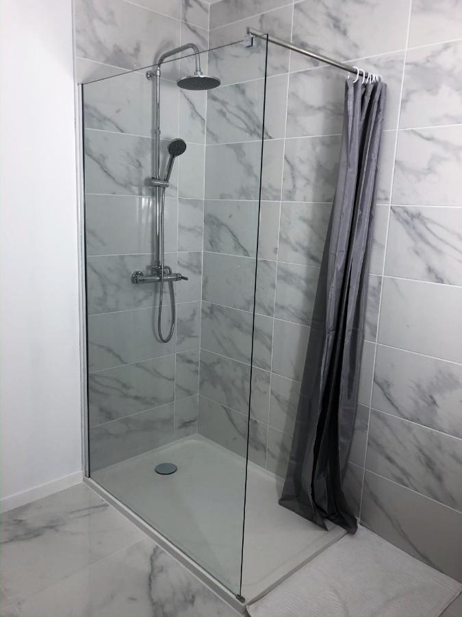 Grand Appartement Fonctionnel Proche Centre-Ville سوموور المظهر الخارجي الصورة